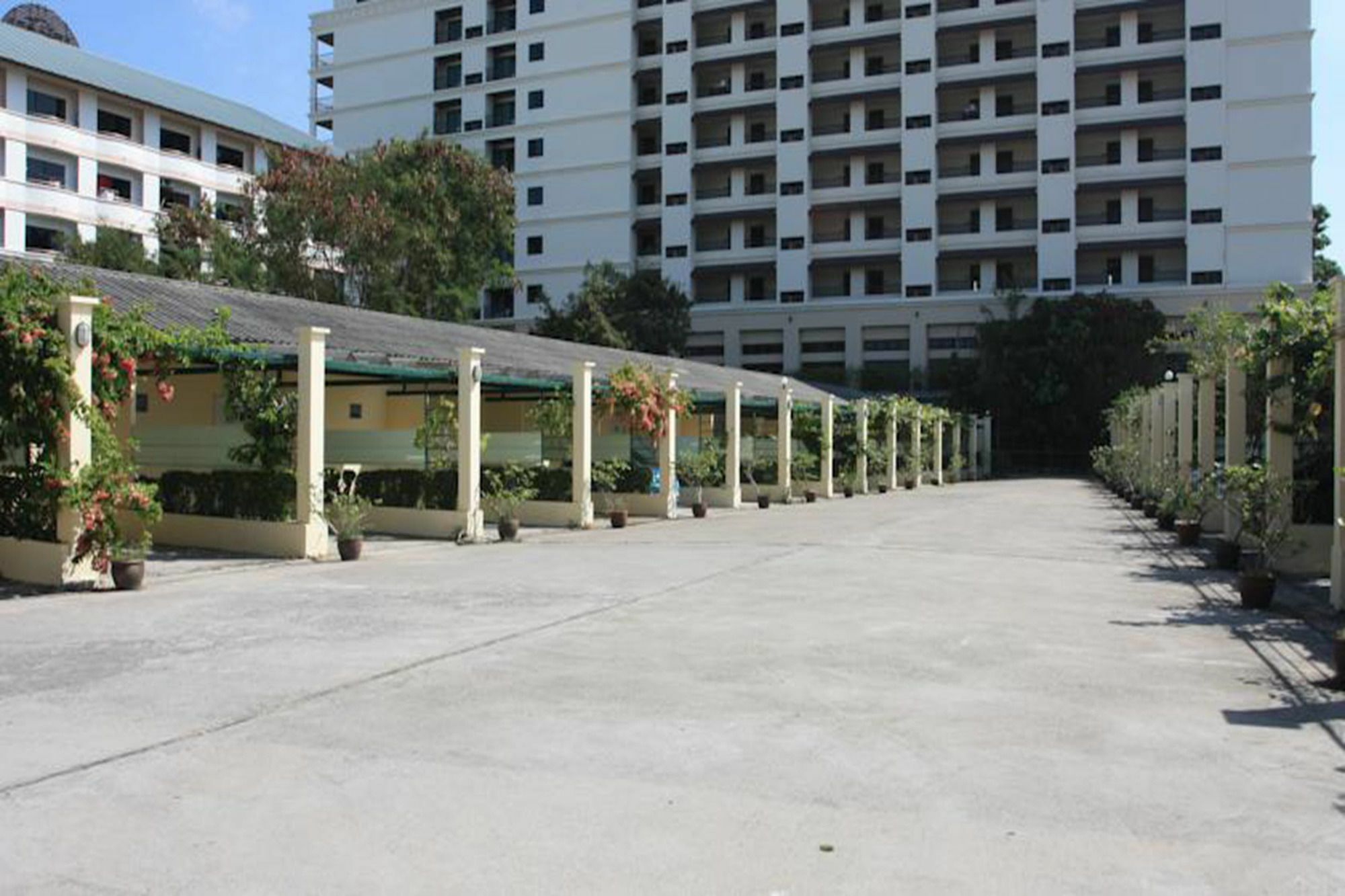 Money Resort Pattaya Exterior photo